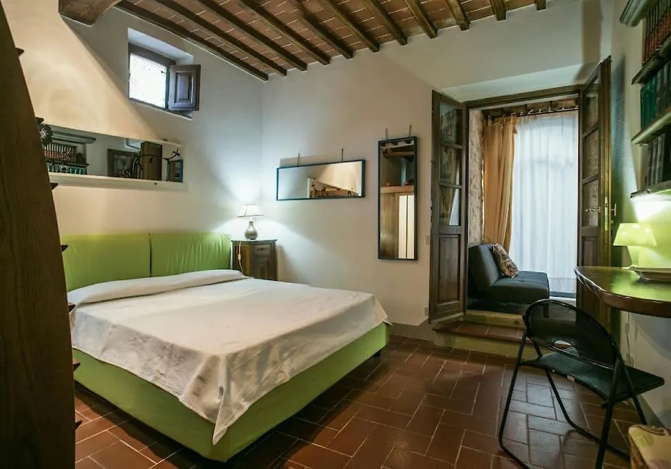Tuscan Style Apartment, Shared Pool Gaiole in Chianti