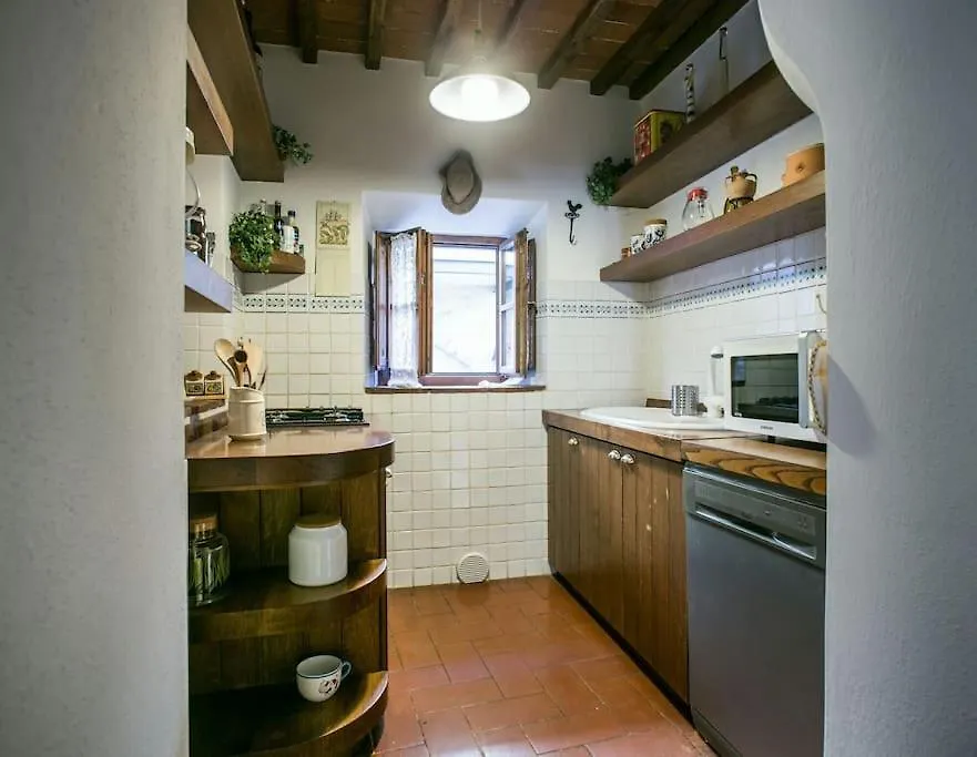 Feriehus Tuscan Style Apartment, Shared Pool Gaiole in Chianti